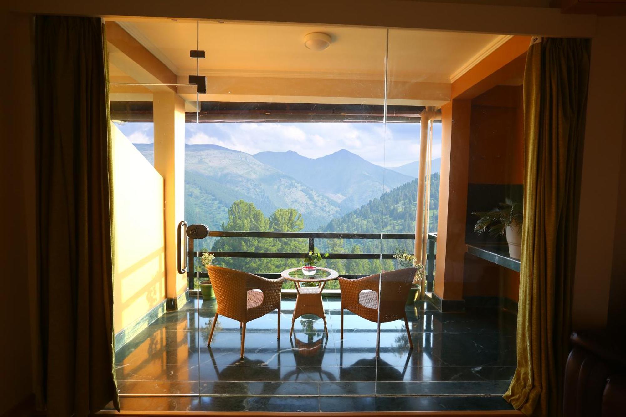 The Byke Nature Vilas Pure Veg Shimla Extérieur photo